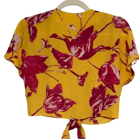 Color me Courtney cropped tie waist size 2 - Picture 2 of 8